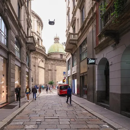 Duomo Terrace شقة